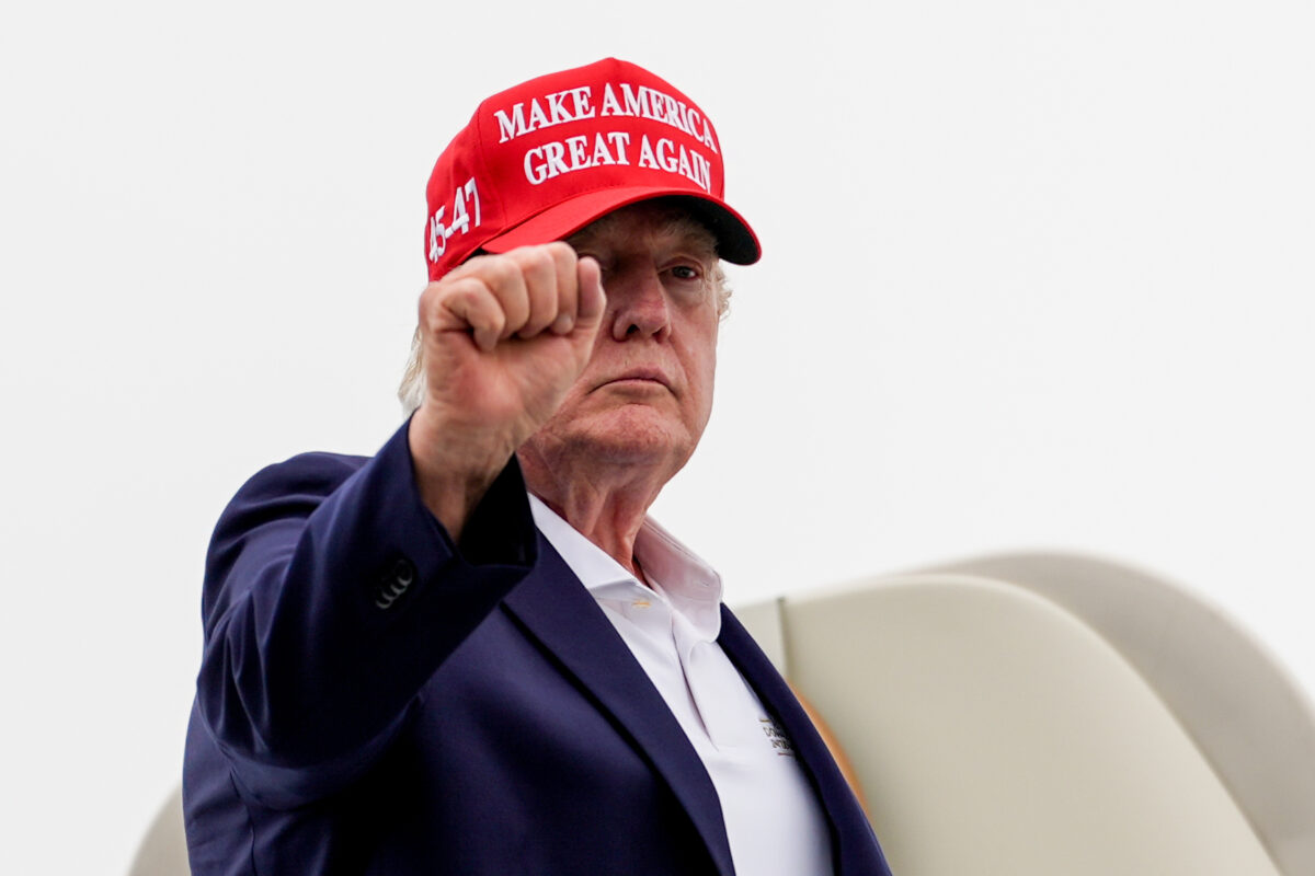 Iran: Trump – if Oman gets in the way over Hormuz, we’ll bomb it Iran: Trump – if Oman gets in the way over Hormuz, we’ll bomb it