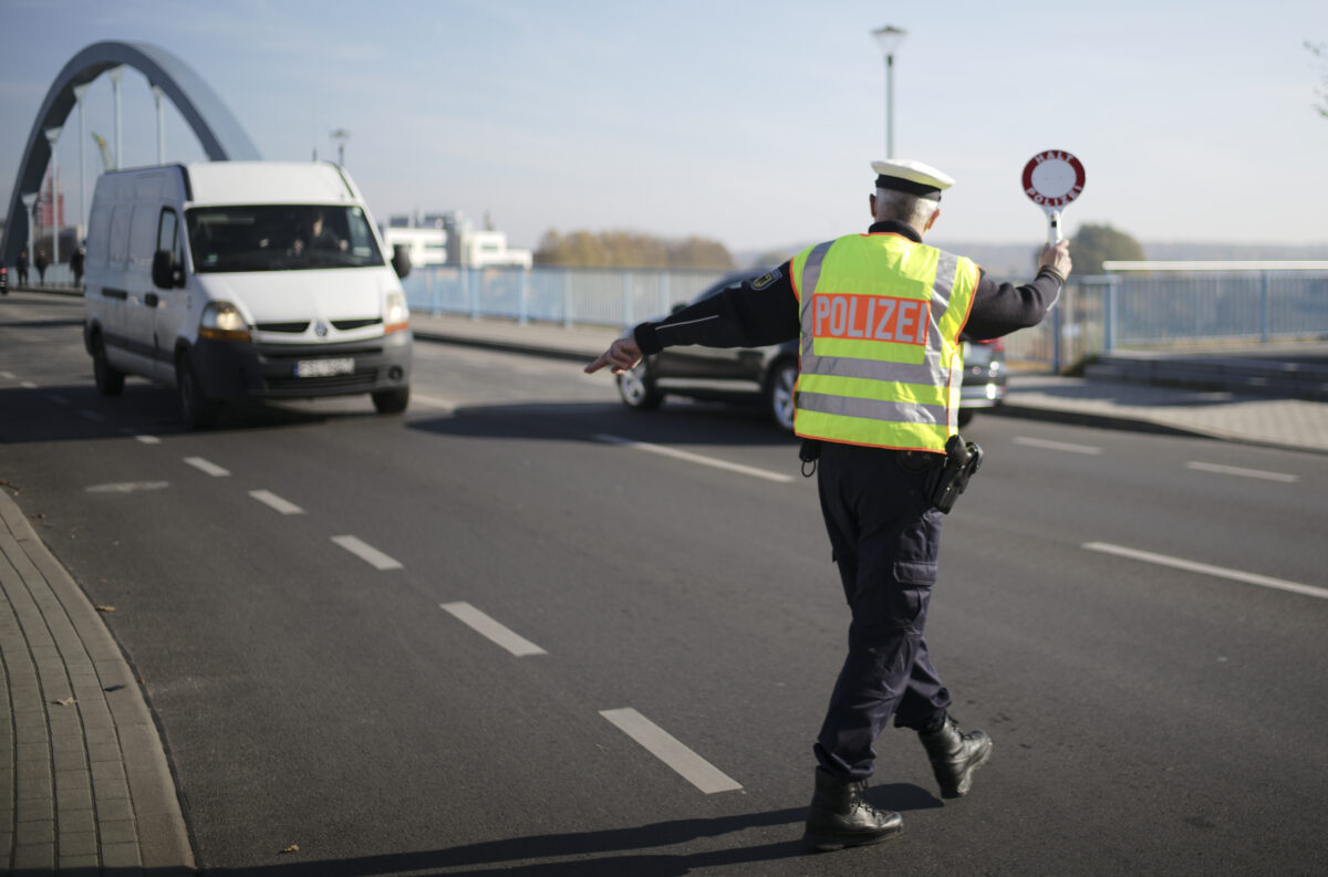 Migrants: Berlin extends external border controls until mid-March 2027 Migrants: Berlin extends external border controls until mid-March 2027