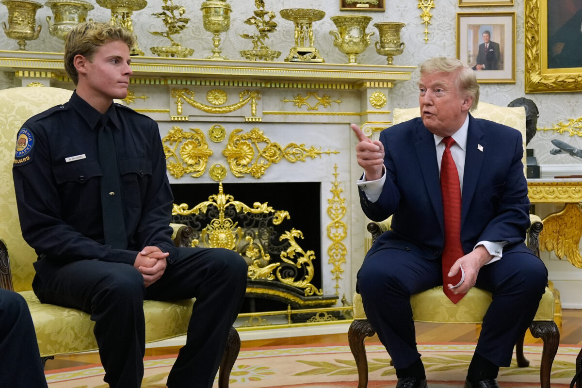 Iran, regional sources: ‘Trump threatens Oman over a possible agreement with Tehran on the Strait of Hormuz’