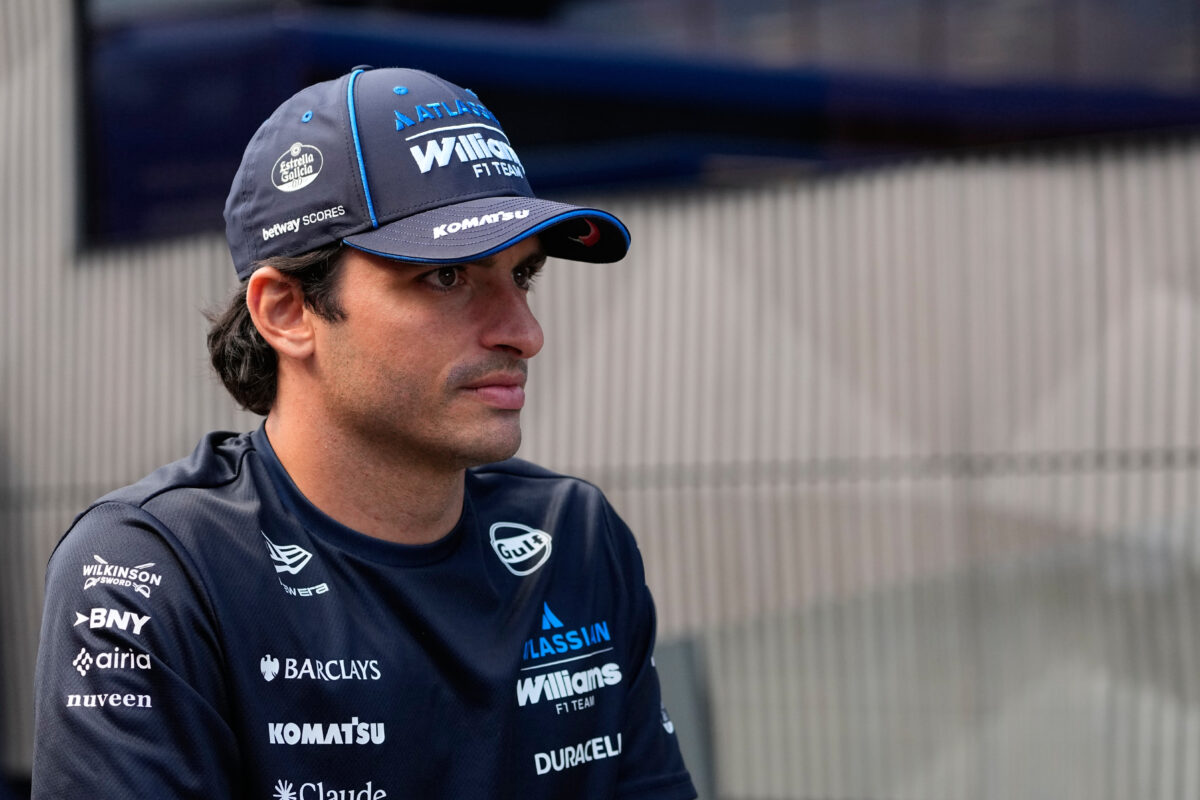 F1: Sainz Signs Multi-Year Contract Extension with Williams
