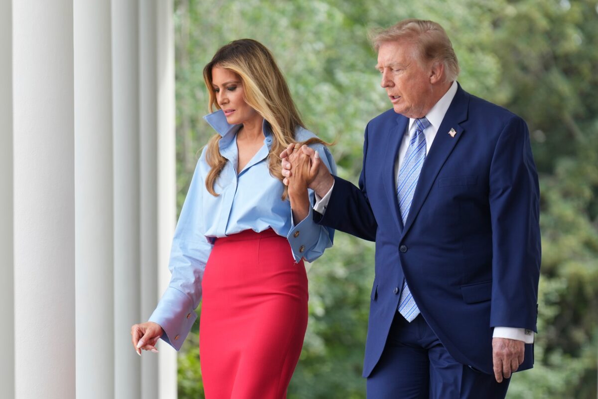 US, Melania Trump returns to public life: “I heard you missed me” US, Melania Trump returns to public life: “I heard you missed me”