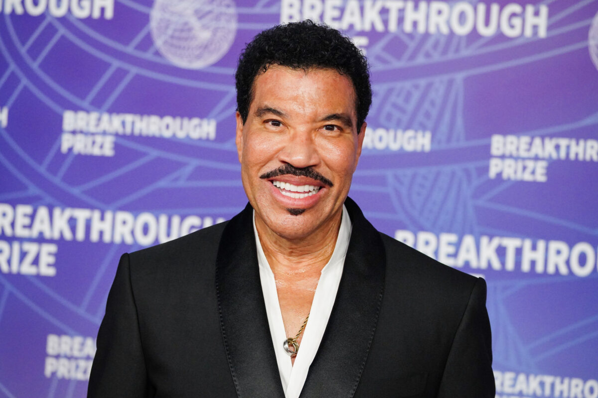 Music: Lionel Richie admitted to intensive care following a concert in St Louis Music: Lionel Richie admitted to intensive care following a concert in St Louis
