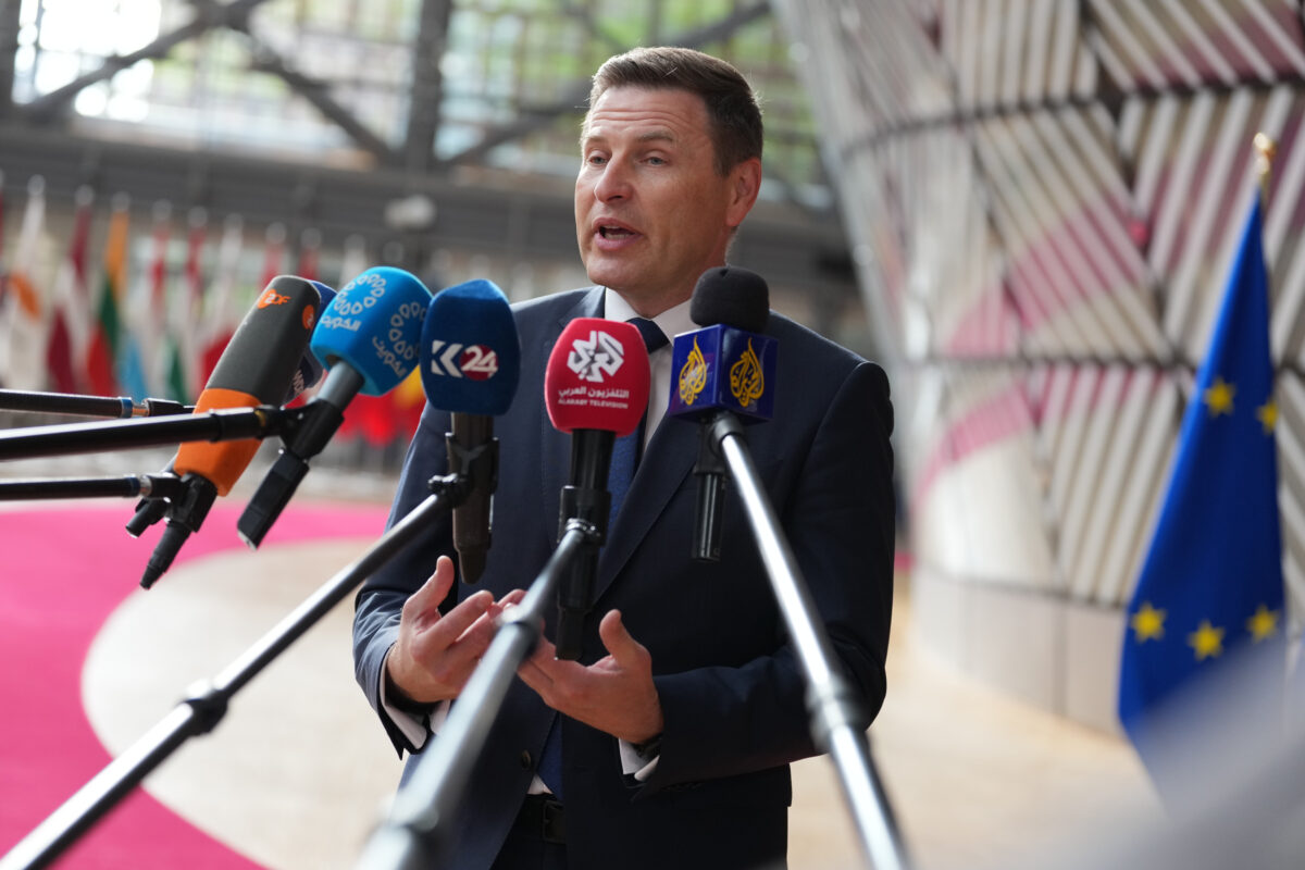 Estonia: Defence Minister resigns over ‘ghost ammunition’ scandal involving an Italian company Estonia: Defence Minister resigns over ‘ghost ammunition’ scandal involving an Italian company