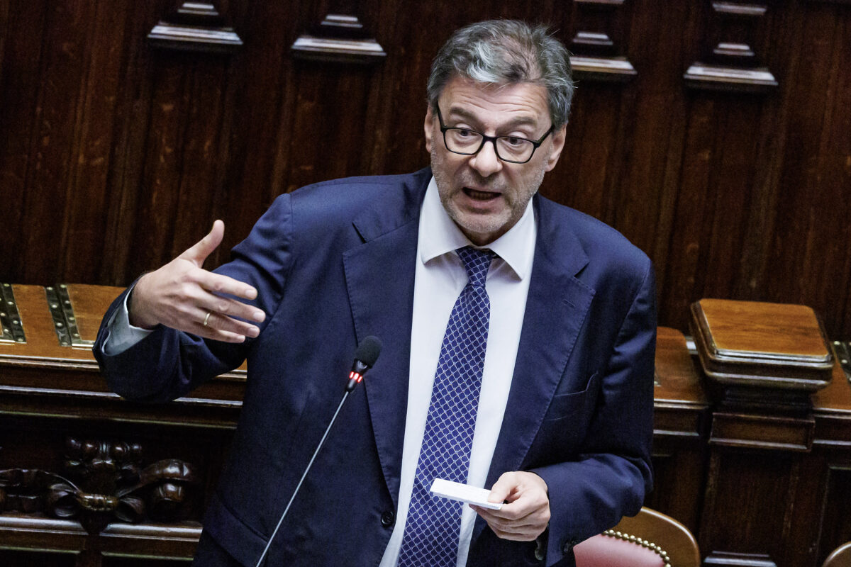 Fuels: Giorgetti signs decree extending excise duty cuts Fuels: Giorgetti signs decree extending excise duty cuts
