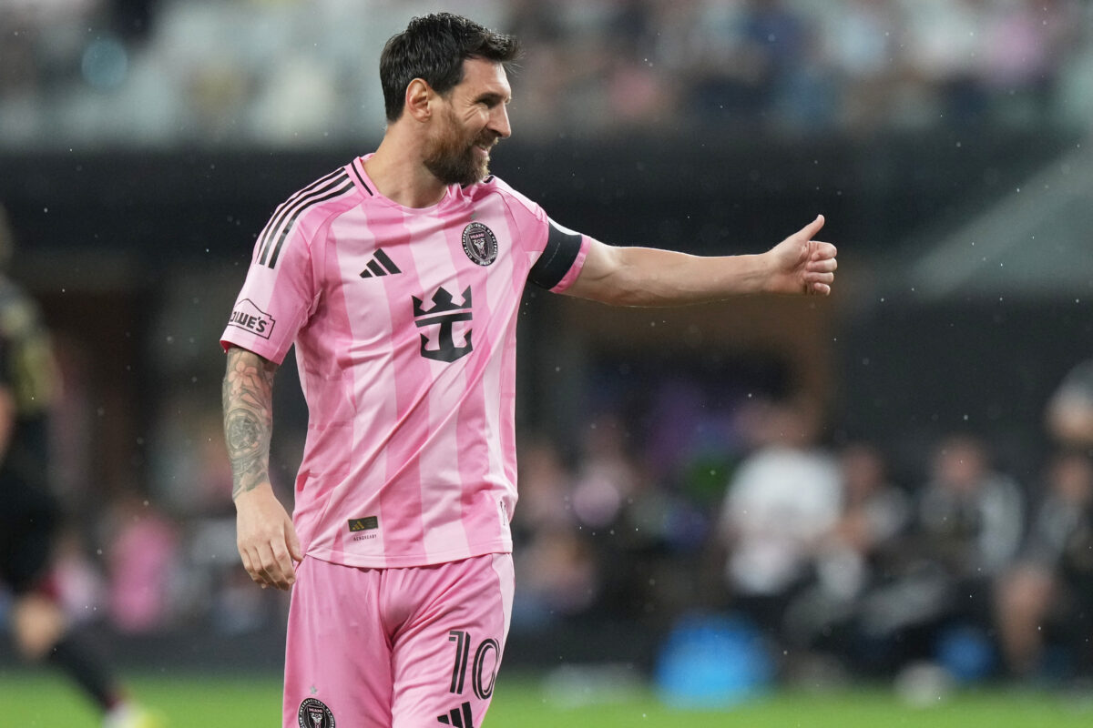 Football: Messi finds solace in an assist following his departure from the Argentina national team Football: Messi finds solace in an assist following his departure from the Argentina national team