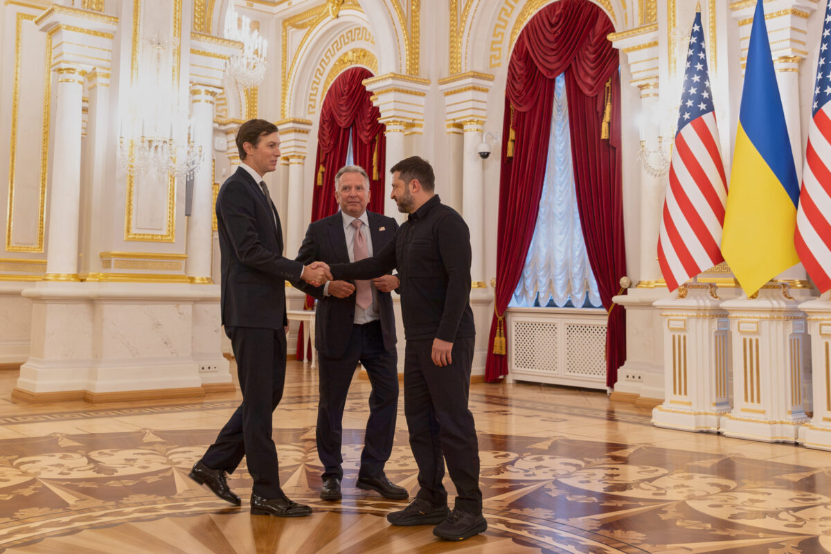 Ukraine, Zelensky: “Working to keep diplomatic channel open” Ukraine, Zelensky: “Working to keep diplomatic channel open”