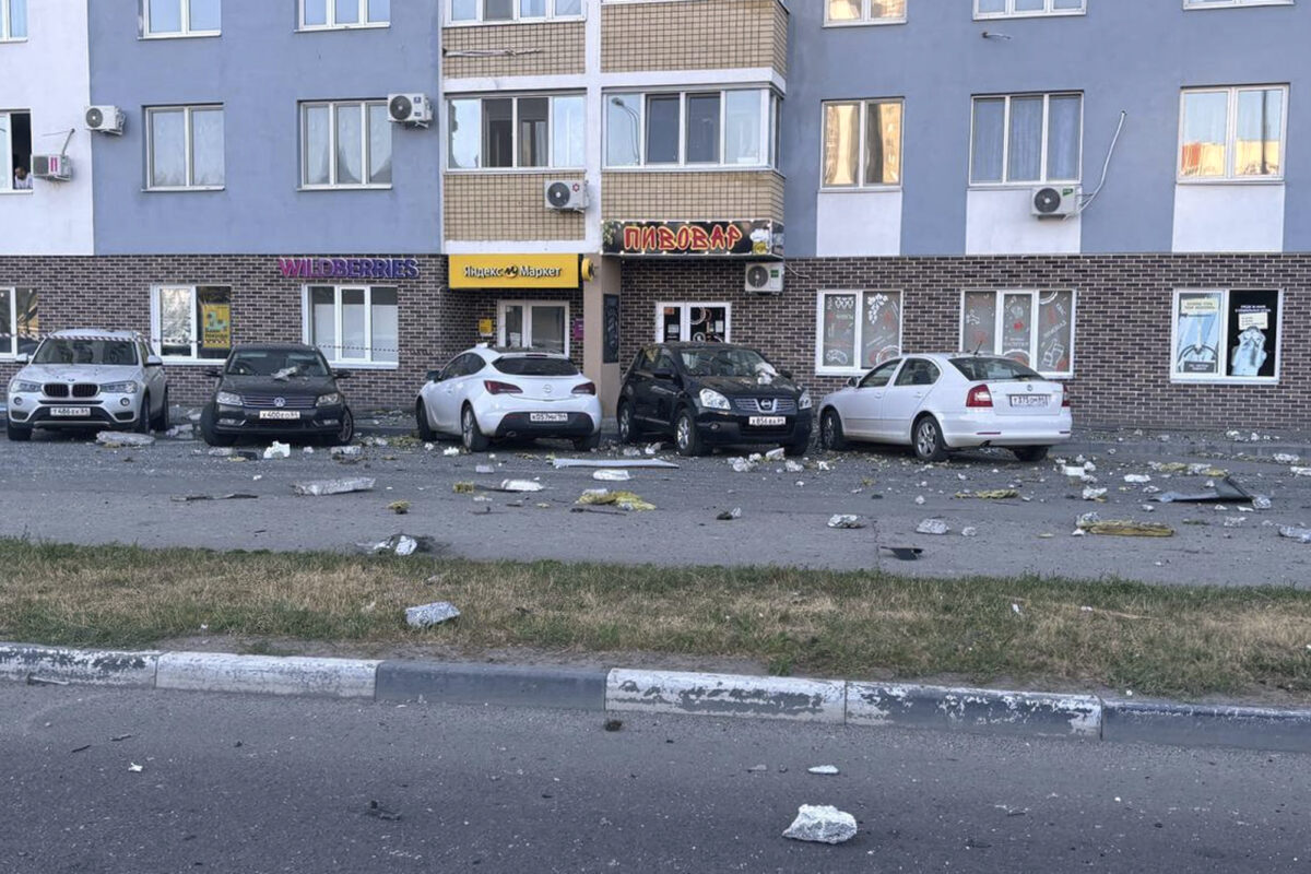 Ukraine, Kyiv drones hit Russian region of Saratov: “There are casualties” Ukraine, Kyiv drones hit Russian region of Saratov: “There are casualties”