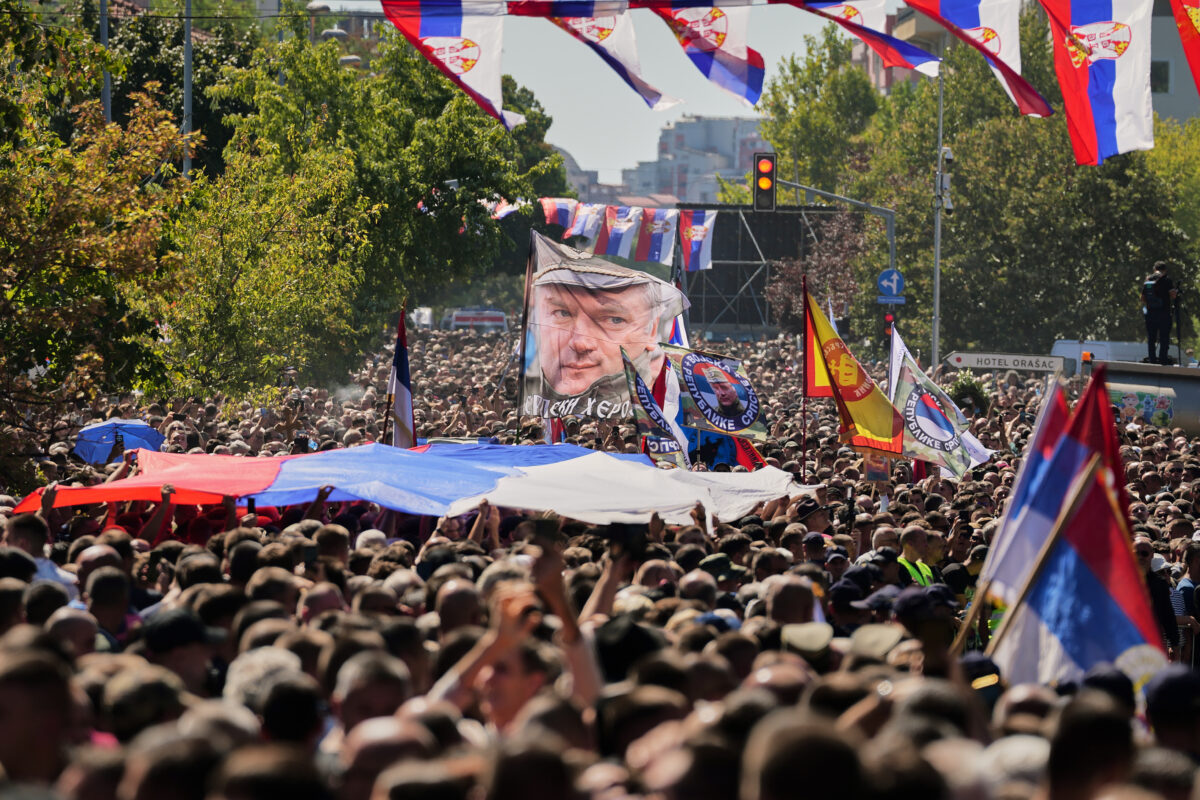 Bosnia: Sarajevo withdraws embassy staff from Belgrade after Mladic’s funeral Bosnia: Sarajevo withdraws embassy staff from Belgrade after Mladic’s funeral